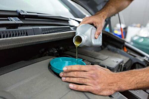 Kako da sami zamenite ulje u automobilu?